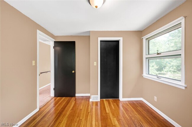 Building Photo - 4313 Neville Rd