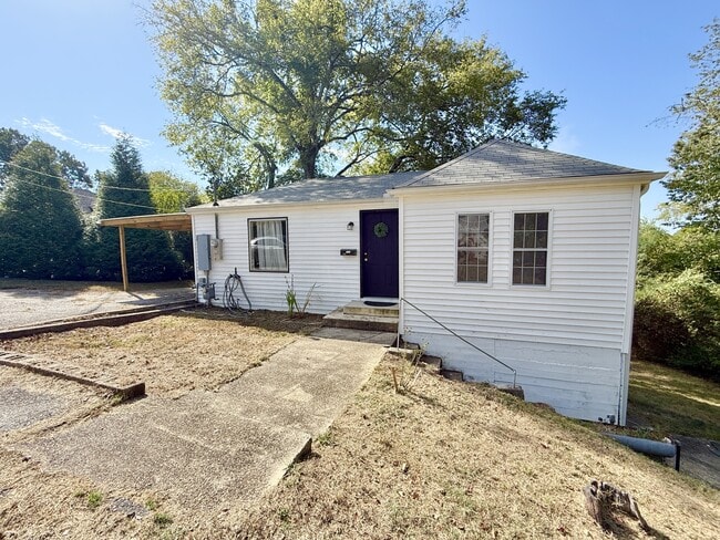 Building Photo - 123 Leeper St