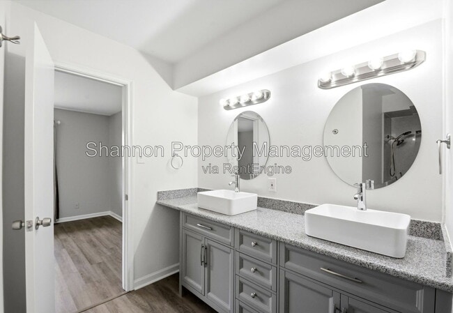 Building Photo - 6215 Autumn Arbor Dr