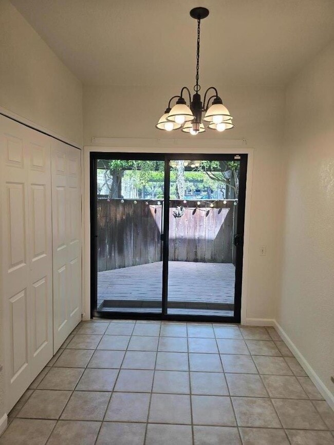 Building Photo - 119 Harbor Seal Ct