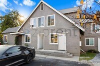 Building Photo - 1323 Monterey Ave