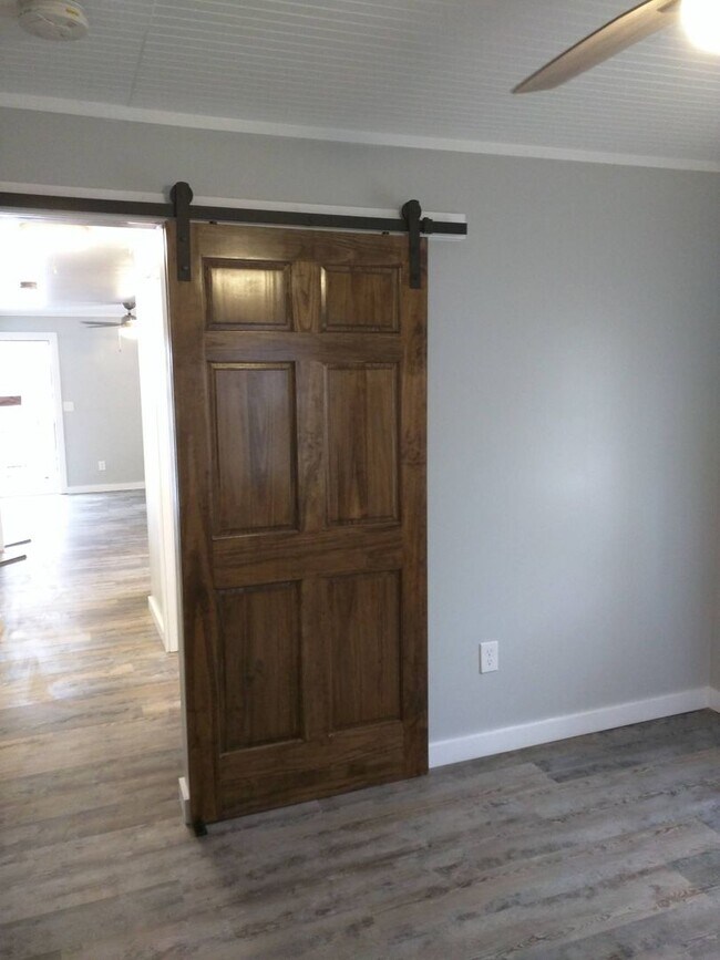 Building Photo - 9 Heatherly Dr