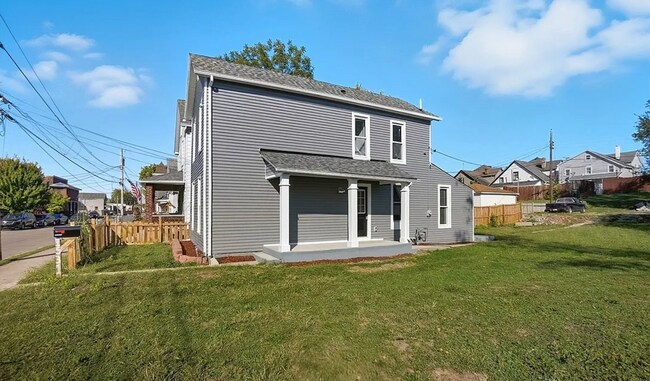 Building Photo - 1531 Chapel St