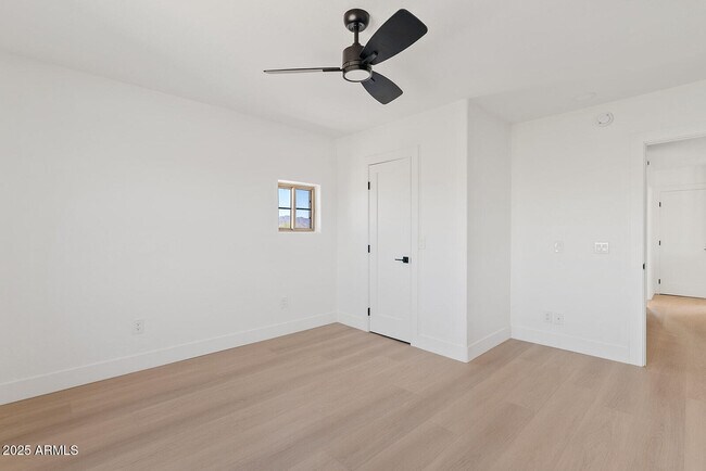 Building Photo - 18344 W Santa Irene Dr