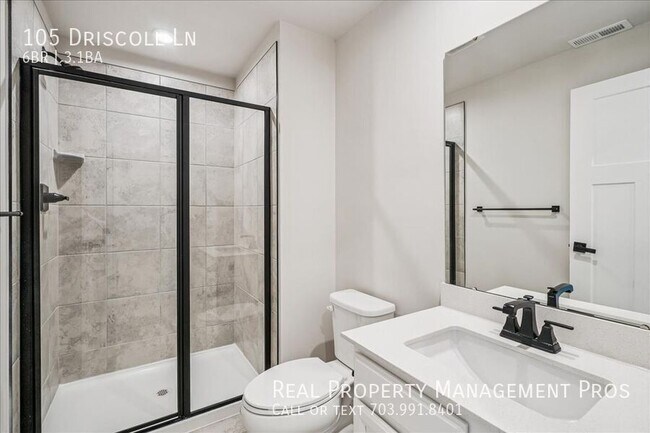 Building Photo - 105 Driscoll Ln