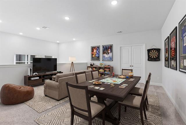 Building Photo - 704 Fencerow Trl