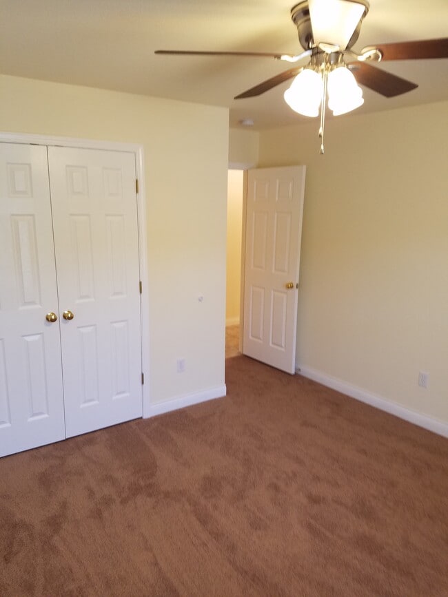 Building Photo - 3510 James Dale Rd