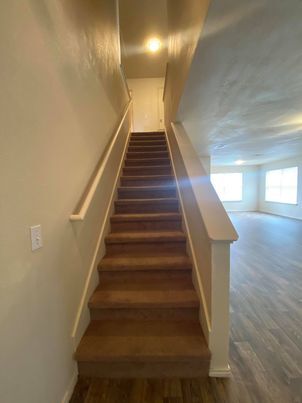 Building Photo - 20805 Trotters Ln