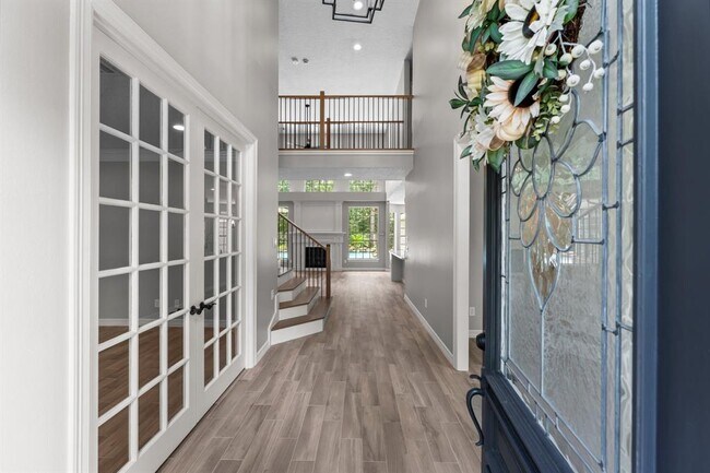 Building Photo - 6 Woodmere Pl