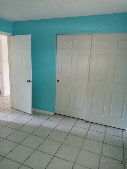 Master Bedroom. - 8034 Orange Ave