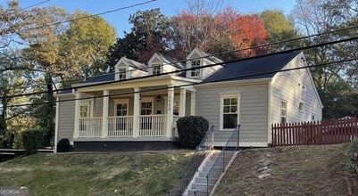 Building Photo - 3544 College St