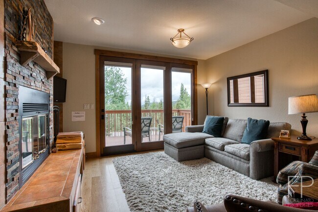 Building Photo - Breck 3-bedroom home with views! Year leas...