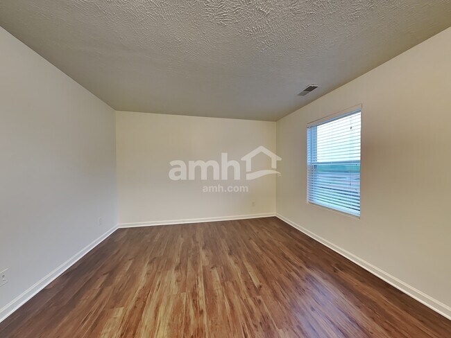 Building Photo - 2874 Meadow Point