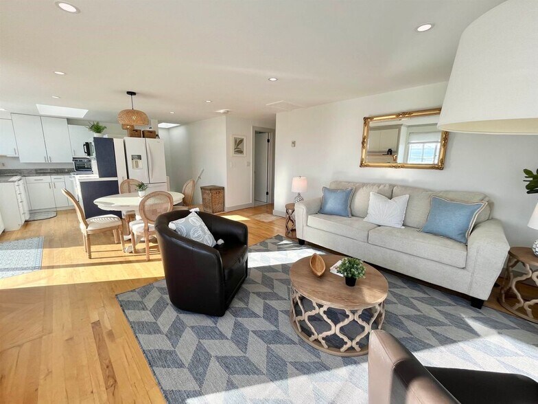 Building Photo - 1497 Ocean-3rd Floor