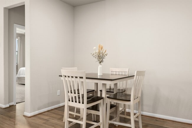 Building Photo - 14314 Lunan Dr