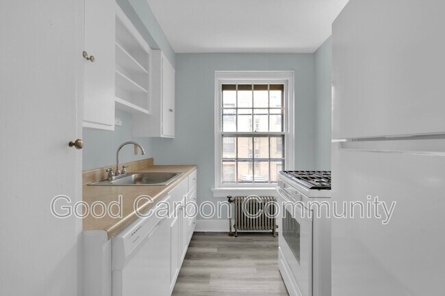 Building Photo - 19 Benwood Ave