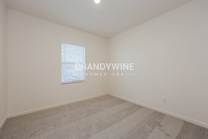 Building Photo - 8348 Sniptoe Dr