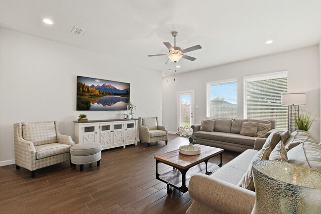 Building Photo - 3410 Shockley Ln