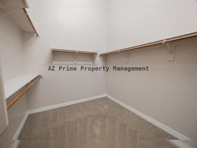 Building Photo - 2902 E Gary Way