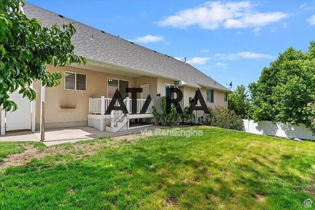 Building Photo - 154 W 1100 N