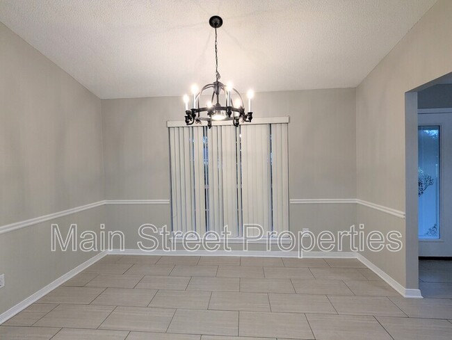 Building Photo - 1909 Southwind Cir