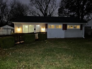 Building Photo - 4820 Bluebird Ave