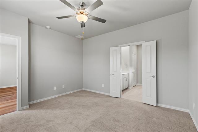 Building Photo - 3935 Worth Dr