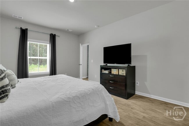 Building Photo - 106 Geranium Wy