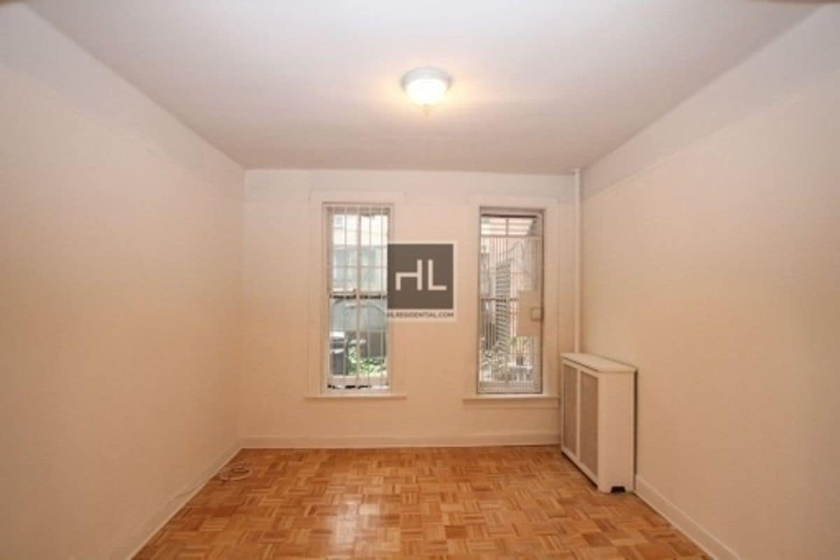 Building Photo - EAST 70 STREET