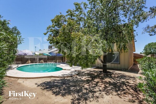 Building Photo - 4222 E Apollo Rd