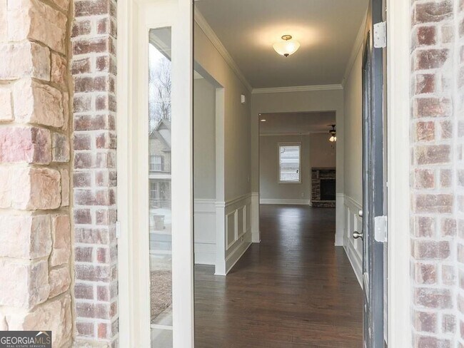 Building Photo - 5650 Carruth Lake Dr