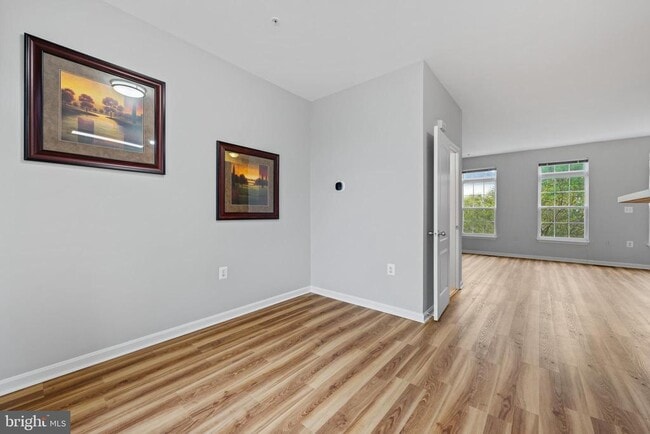 Building Photo - 556 Rhapsody Ct