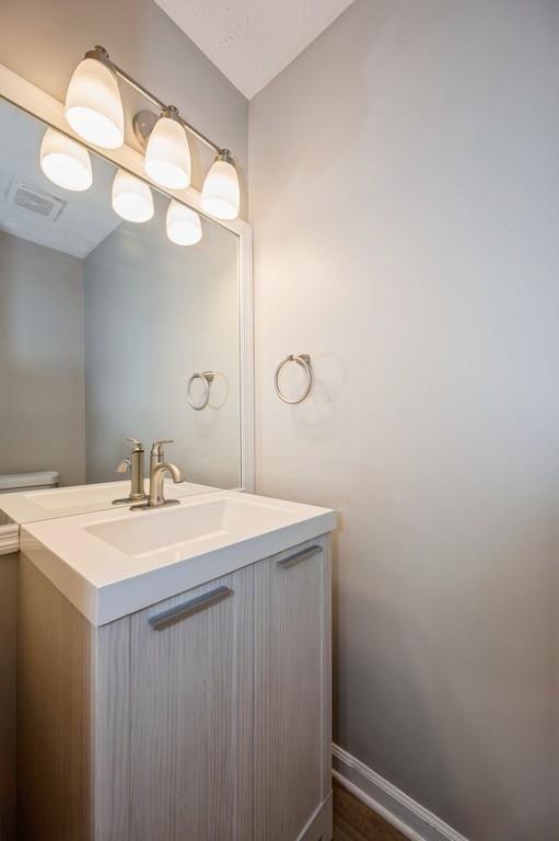 Building Photo - 1763 Sherman Ln