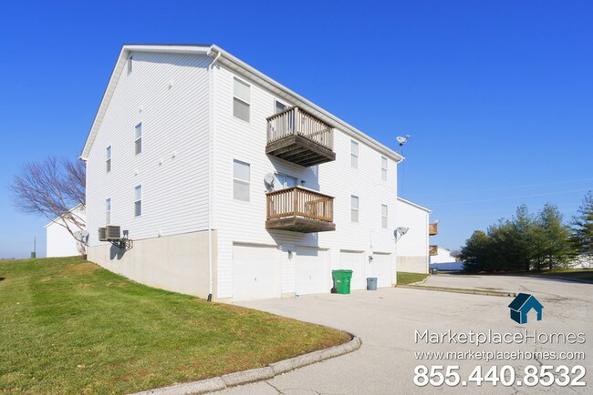 Building Photo - 2 Homefield Gardens Dr