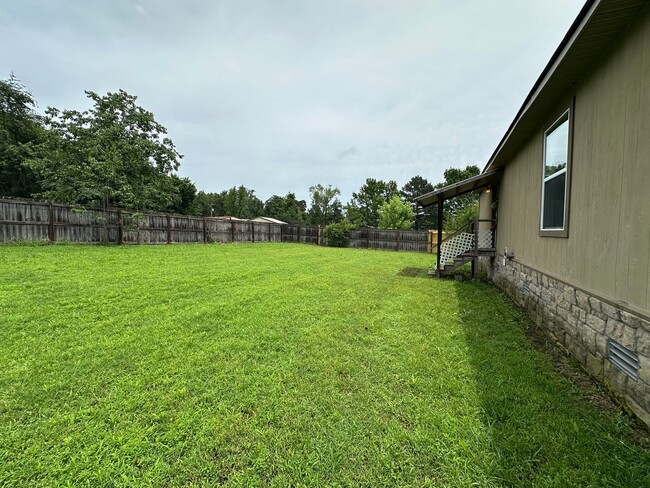 Building Photo - Come take a look at this updated house out...