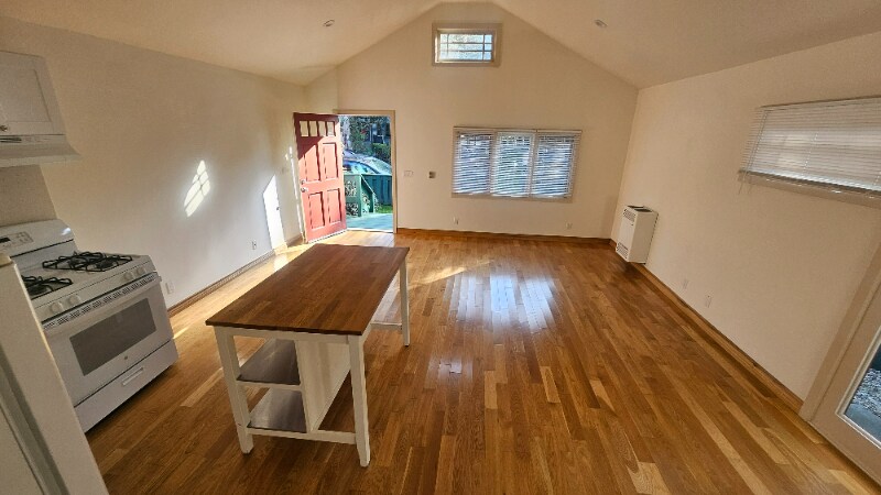 Building Photo - 437 Altair Pl