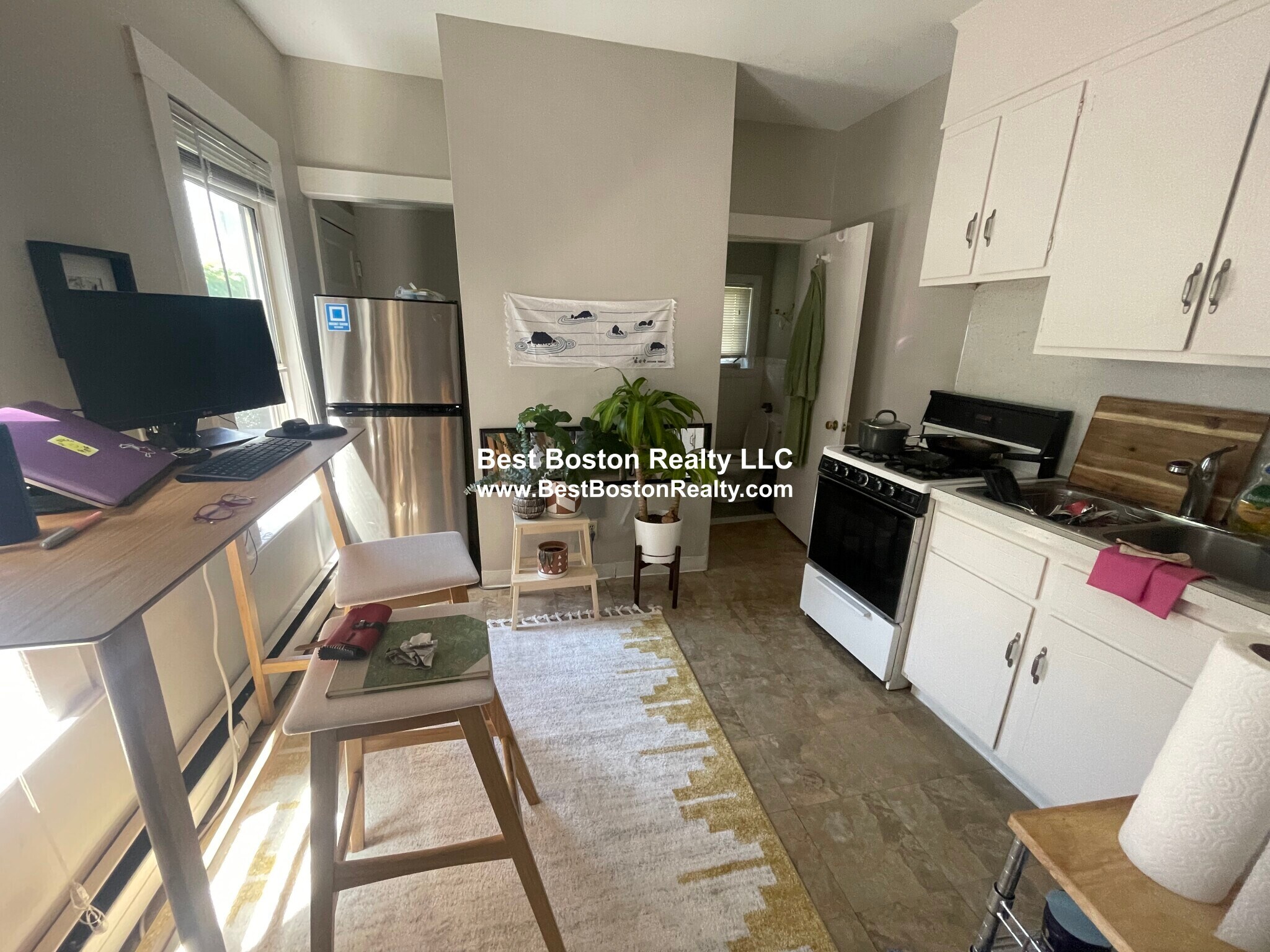 Building Photo - 7 Elmer St