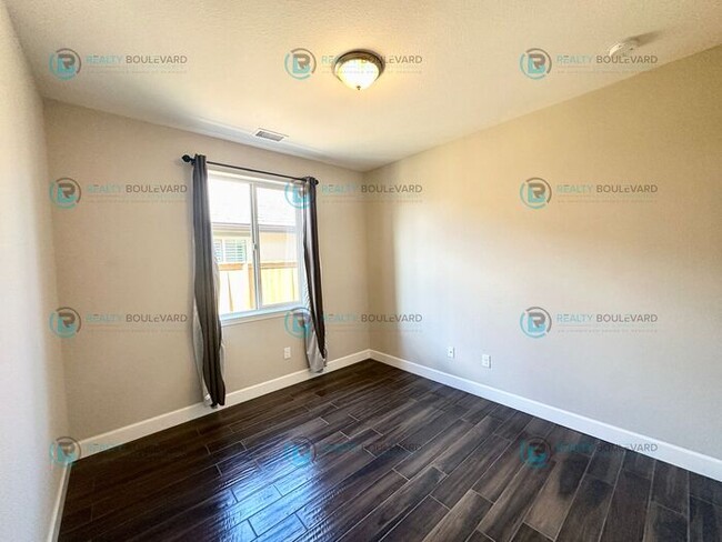 Building Photo - $2000.00 Off of Your Move-In Costs! Stunni...