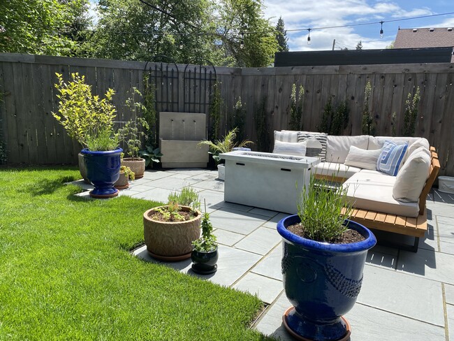 Backyard patio - 5324 N Bowdoin St