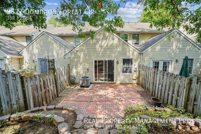 Building Photo - 9827 Dominion Forest Cir