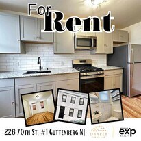 Building Photo - 226 70th St