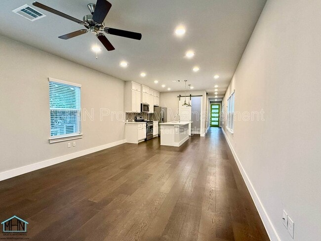 Building Photo - 447 Natalen Ave