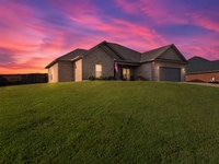 Building Photo - 2604 Etna Dr