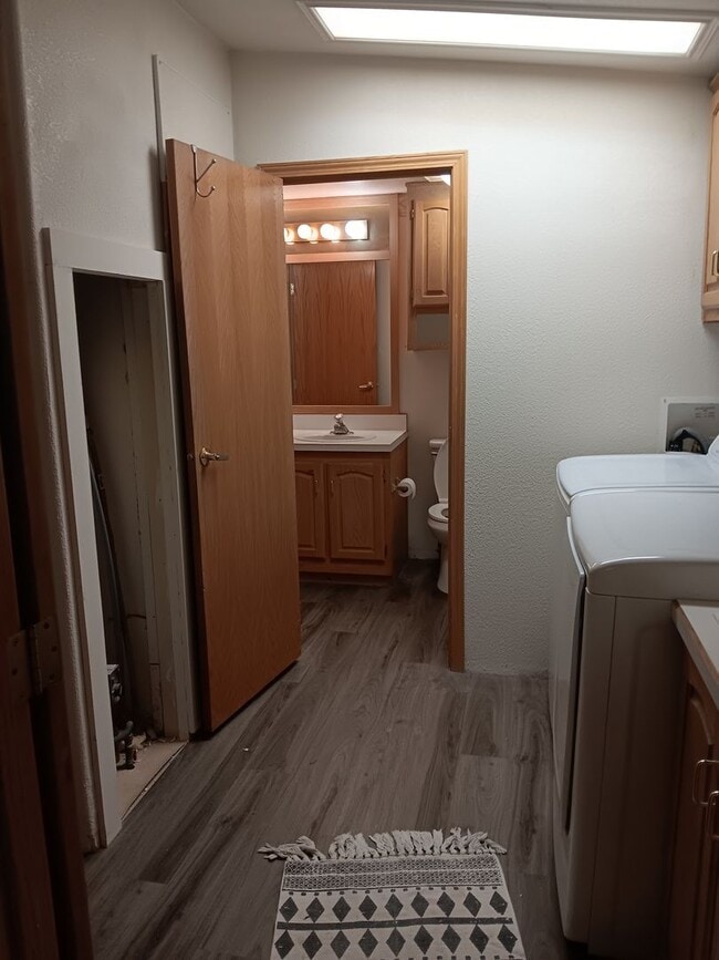 Building Photo - 3 Bed House is Elgin