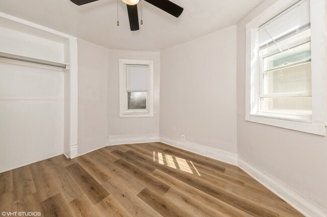 Building Photo - 6330 S Ellis Ave