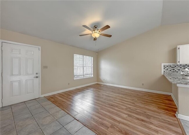 Building Photo - 1555 Sprucewood Trail