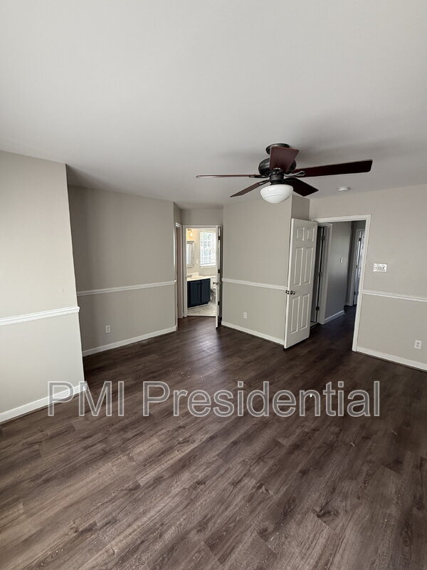 Building Photo - 1213 Magnolia Pointe Blvd