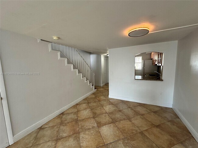 Building Photo - 4600 SW 67th Ave