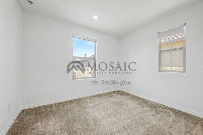 Building Photo - 8317 E Impala Ave