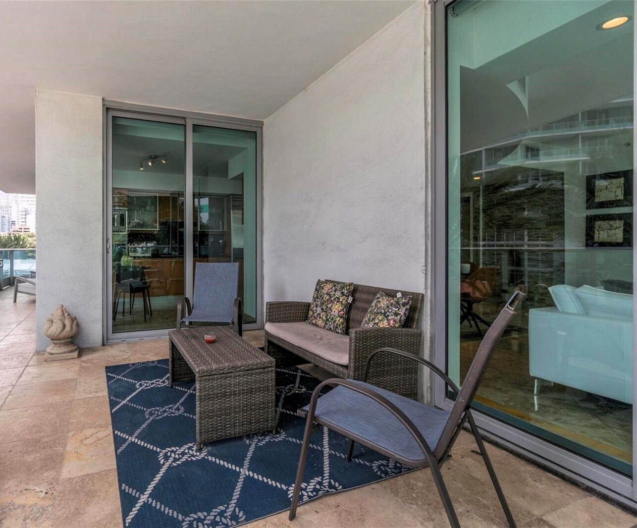 Building Photo - 1331 Brickell Bay Dr